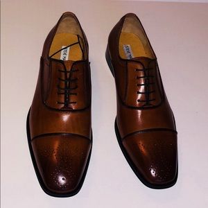 New - wingtip oxford dress shoes